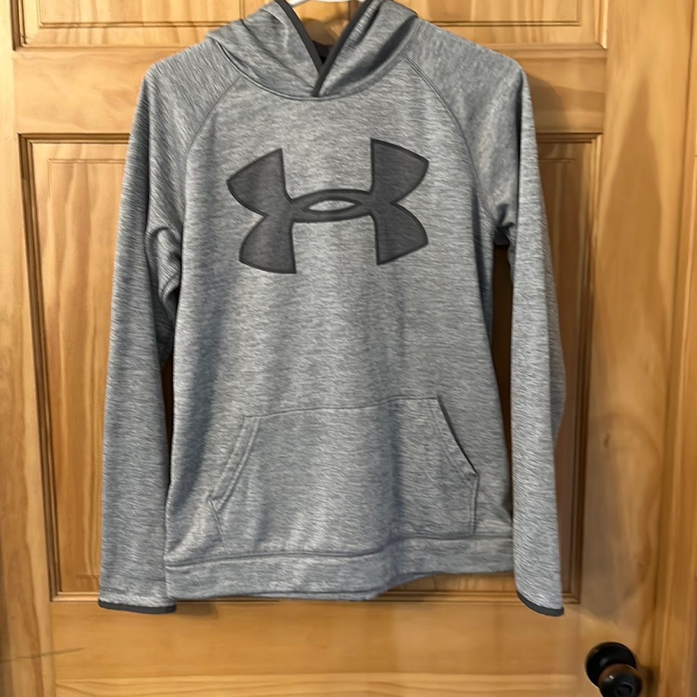 UA Hoodie Youth XL (FITS LIKE ADULT S/M)